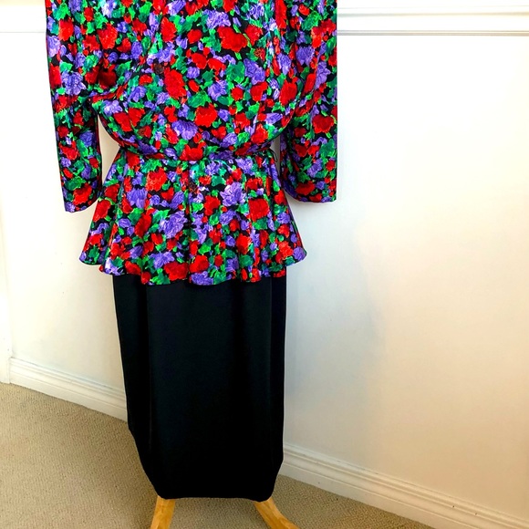 Vintage 1980’s Nu Mode Floral/Black Wrap Dress w/ Shoulder Pads - Picture 5 of 9